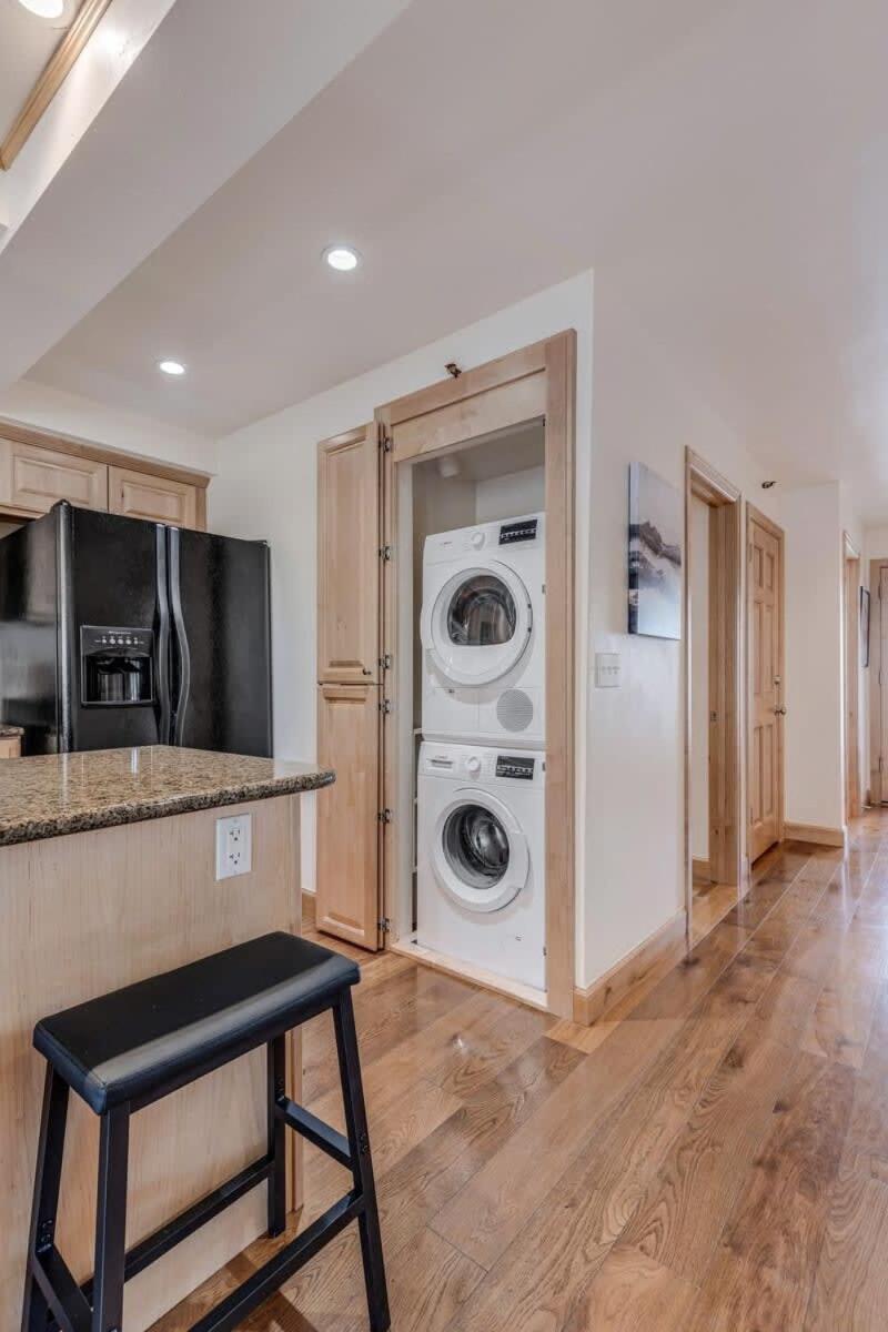 New Listing 2Br 2Ba Condo - Mountain Views Аспън Екстериор снимка